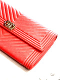 CHL -  QUILTED CHEVRON LAMBSKIN CONTINENTAL WALLET
