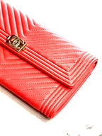 CHL -  QUILTED CHEVRON LAMBSKIN CONTINENTAL WALLET
