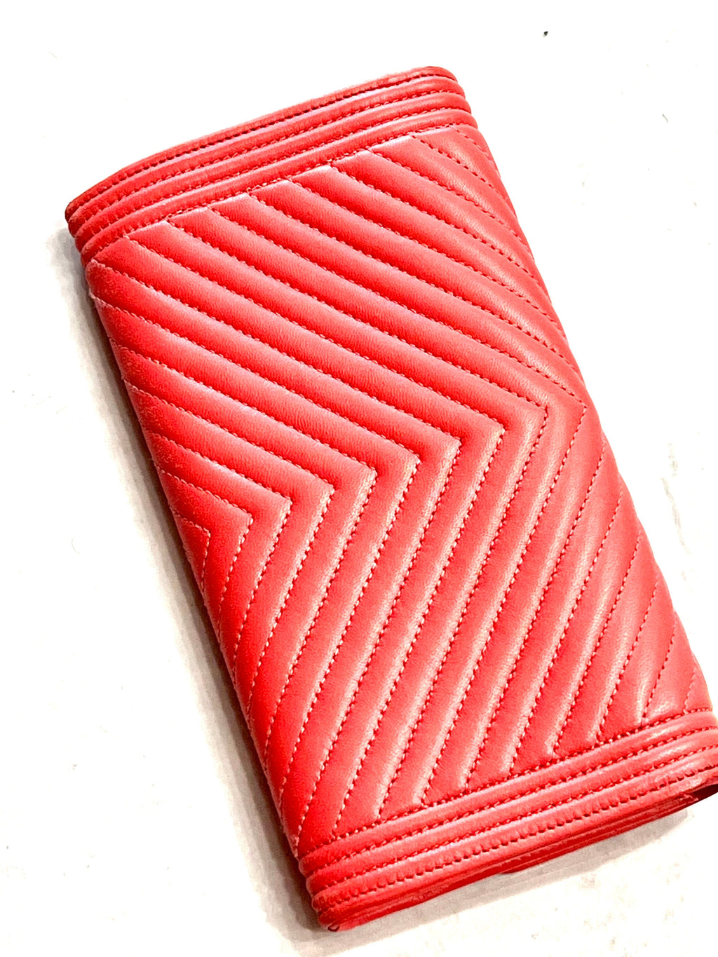 CHL -  QUILTED CHEVRON LAMBSKIN CONTINENTAL WALLET