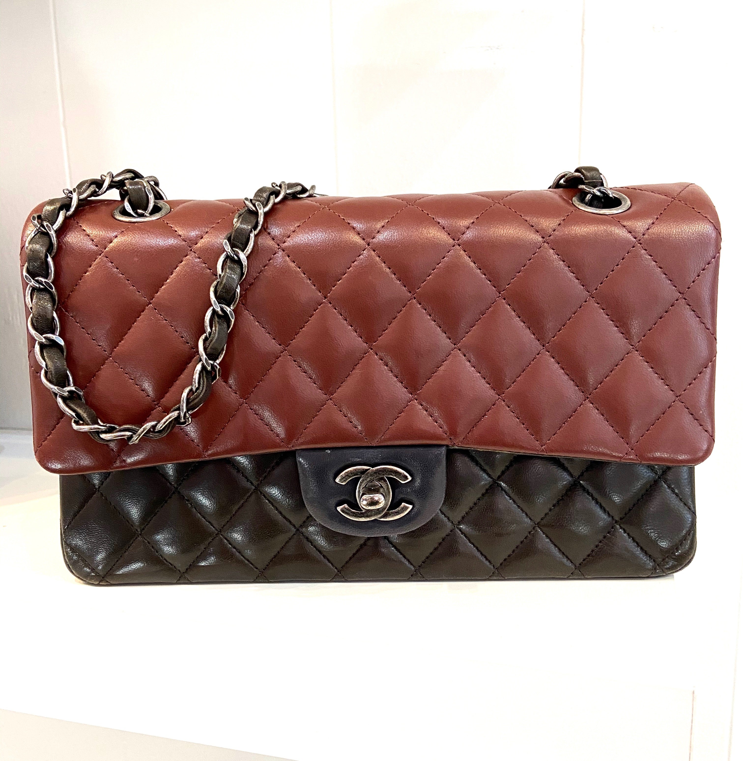 CHL -  QUILTED LAMBSKIN TRICOLOR CLASSIC DOUBLE FLAP BAG MEDIUM