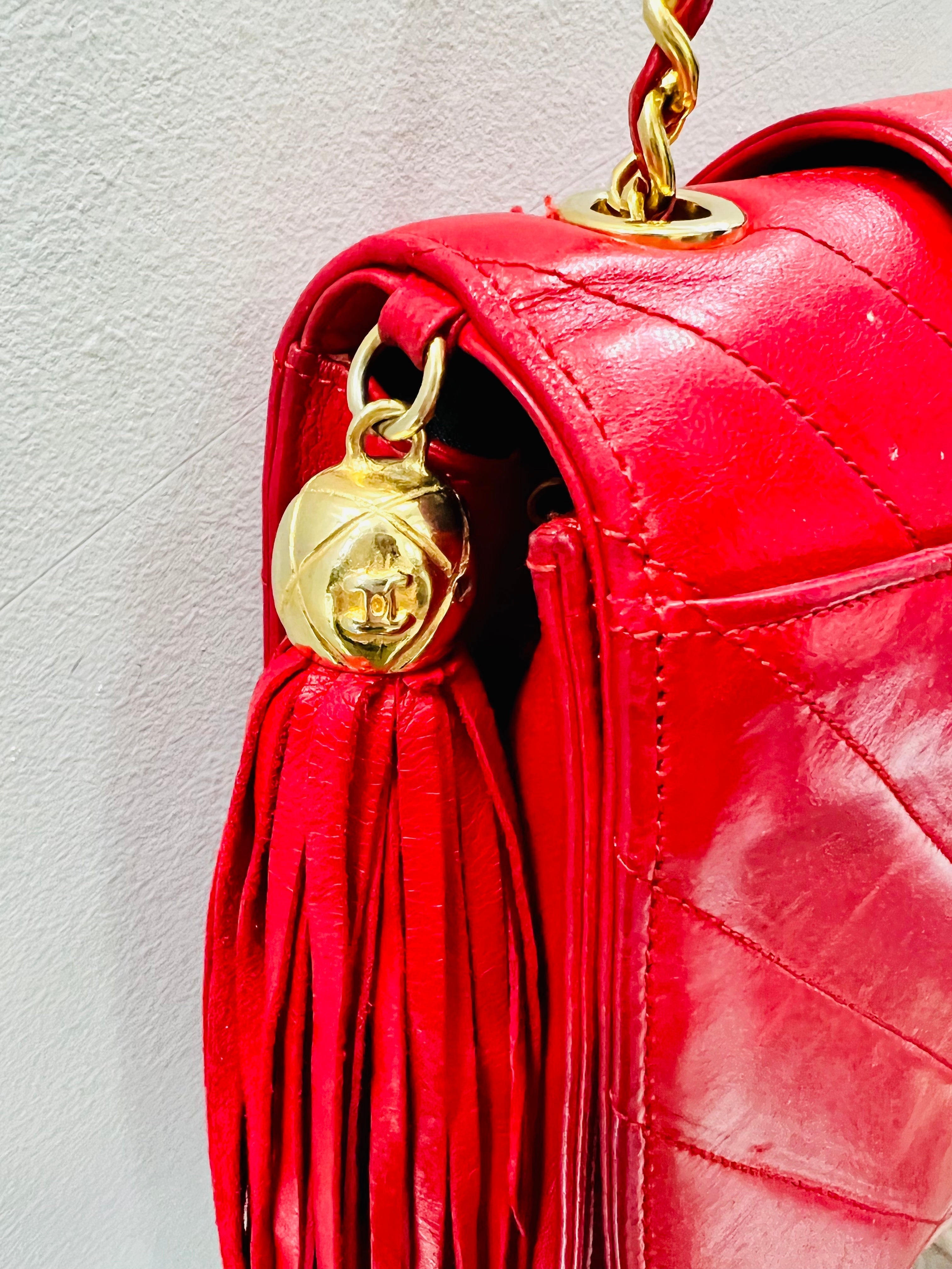 CHL -   RED CHEVRON QUILTED LAMBSKIN CHAIN BAG