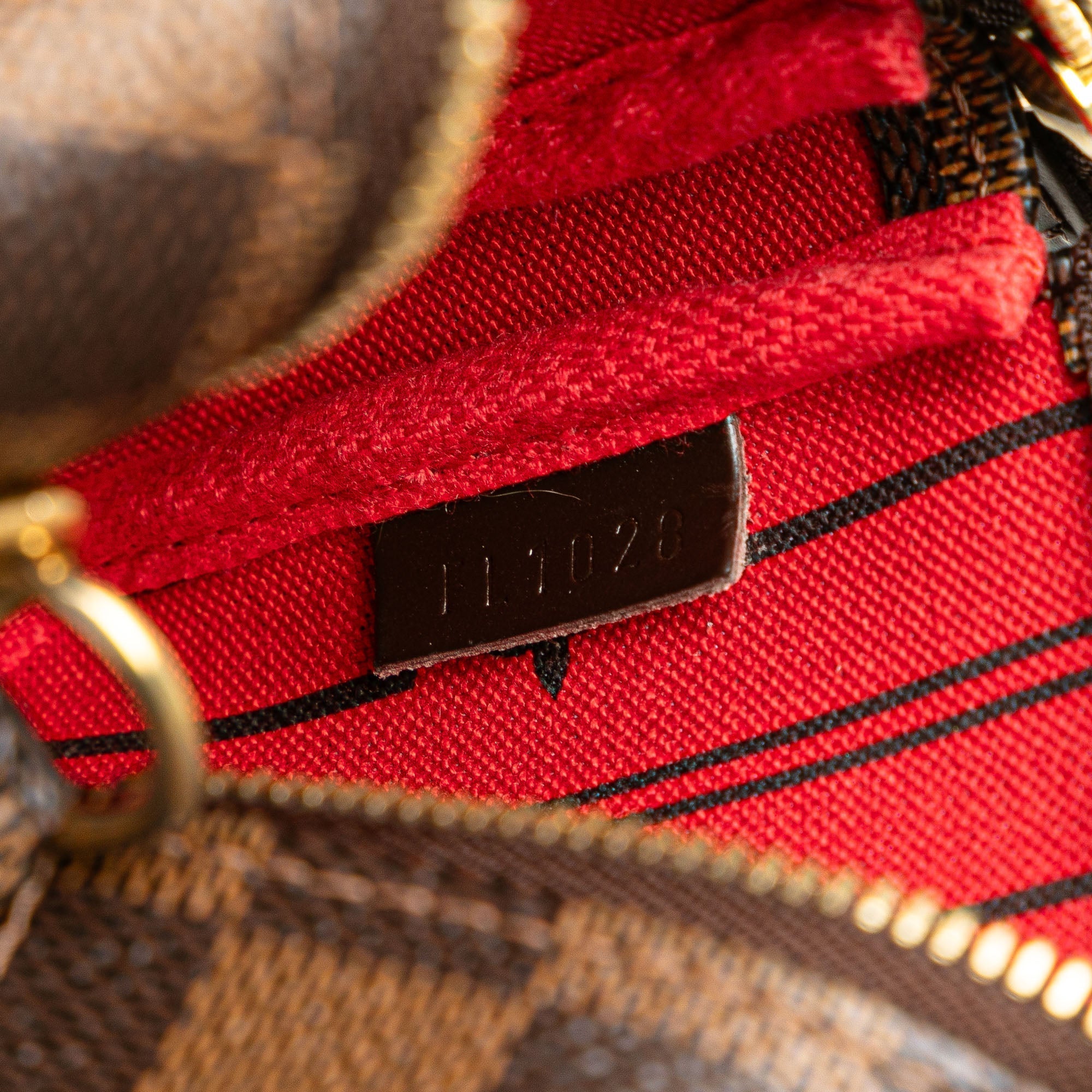 LO-LV bags 4569