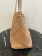 CHL -  QUILTED LAMBSKIN LEATHER WILD STITCH TOTE