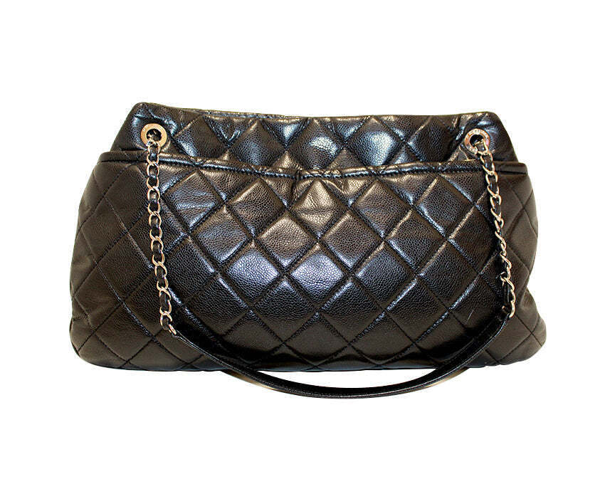CHL -  CAVIAR QUILTED LEATHER TIMELESS CC SOFT SHOPPER TOTE BAG