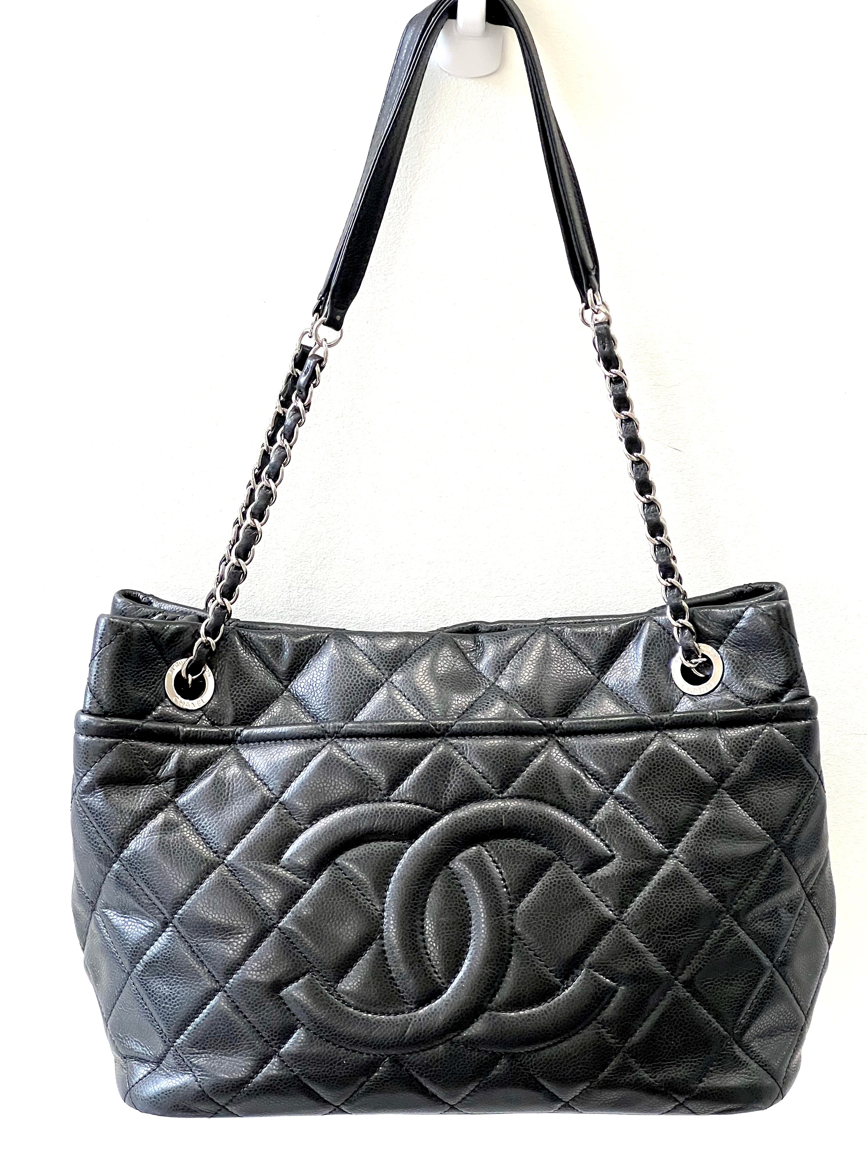 CHL -  CAVIAR QUILTED LEATHER TIMELESS CC SOFT SHOPPER TOTE BAG