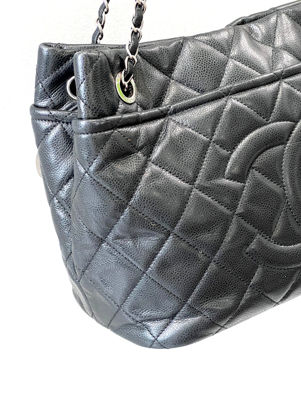 CHL -  CAVIAR QUILTED LEATHER TIMELESS CC SOFT SHOPPER TOTE BAG
