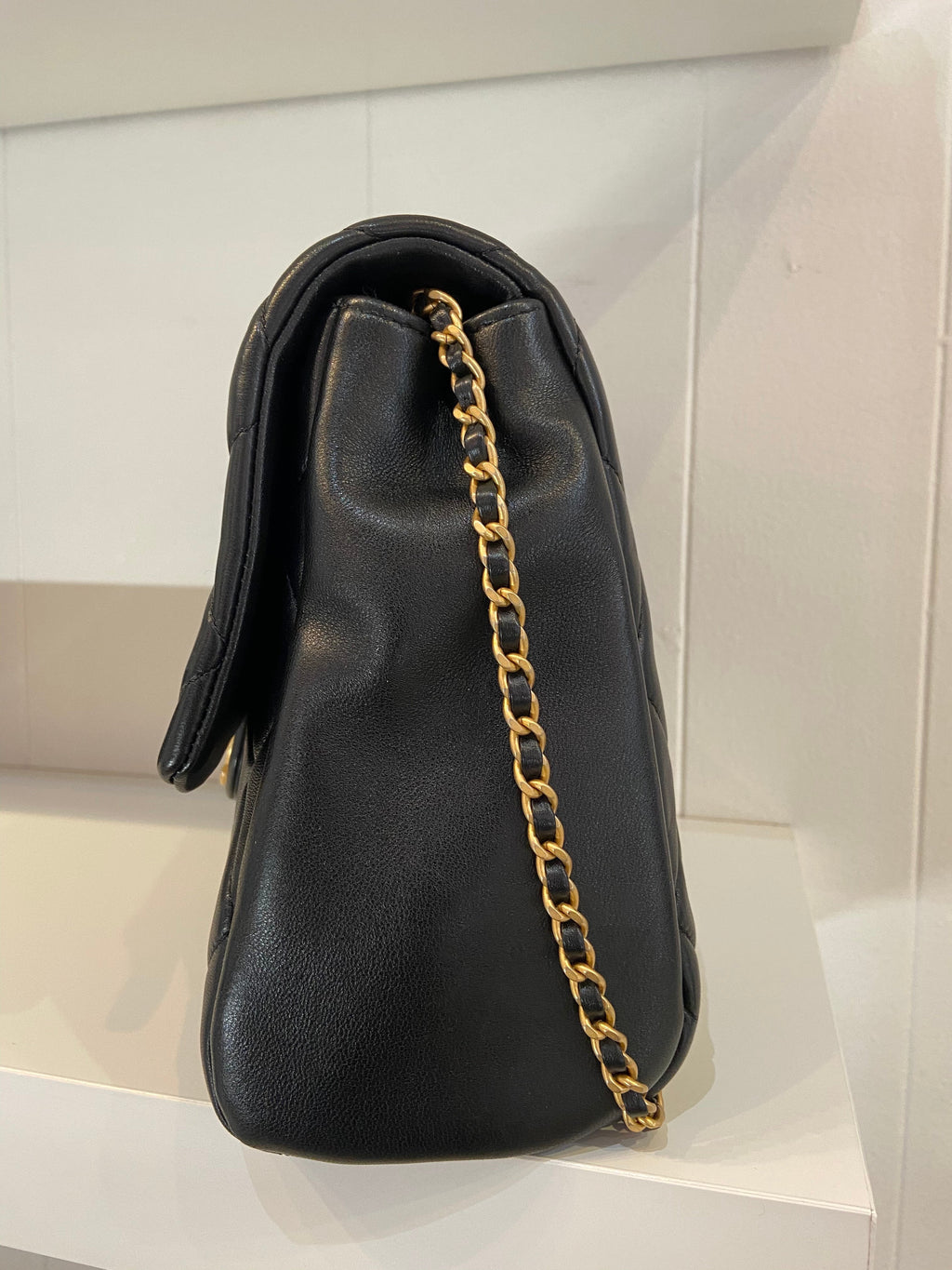 CHL -  QUILTED LAMBSKIN FLAP BAG