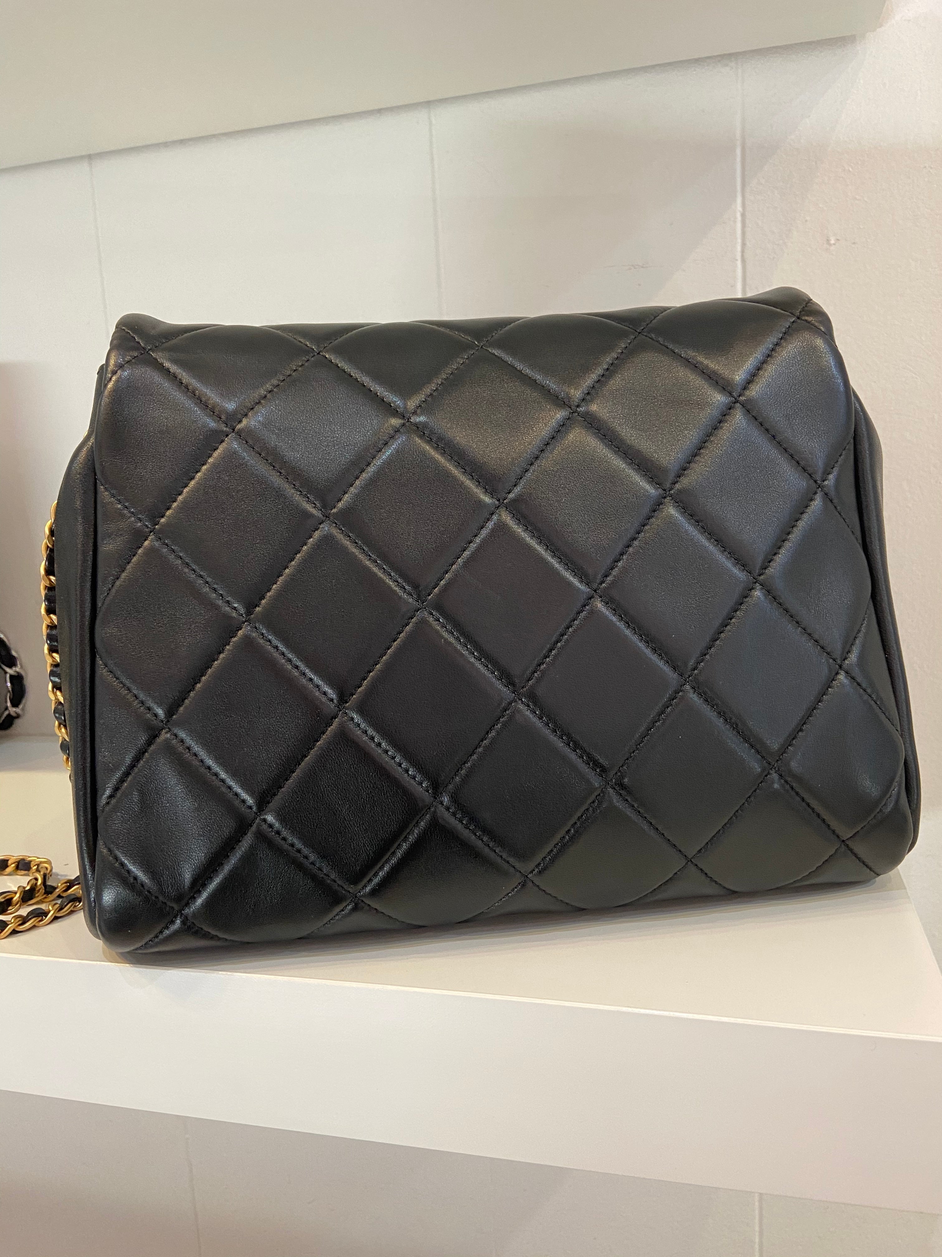 CHL -  QUILTED LAMBSKIN FLAP BAG