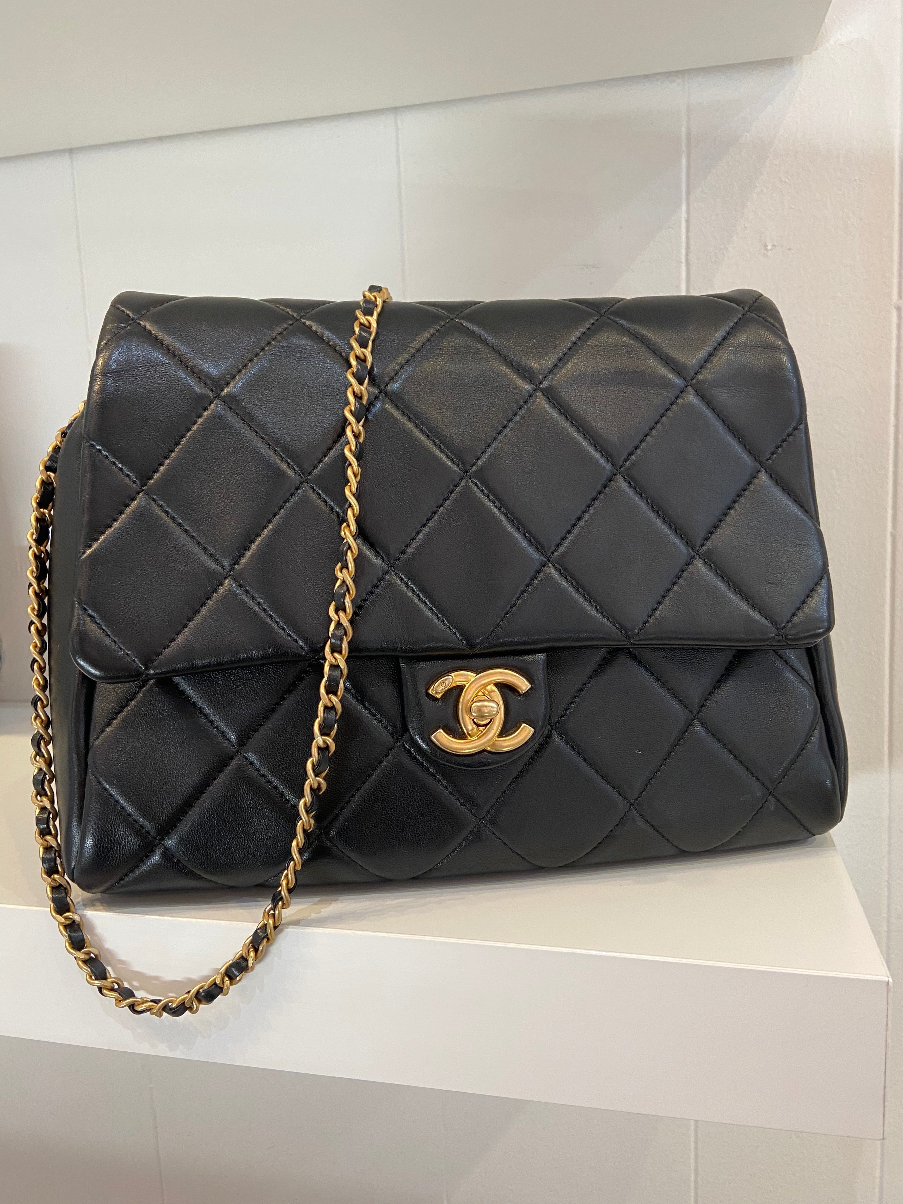 CHL -  QUILTED LAMBSKIN FLAP BAG