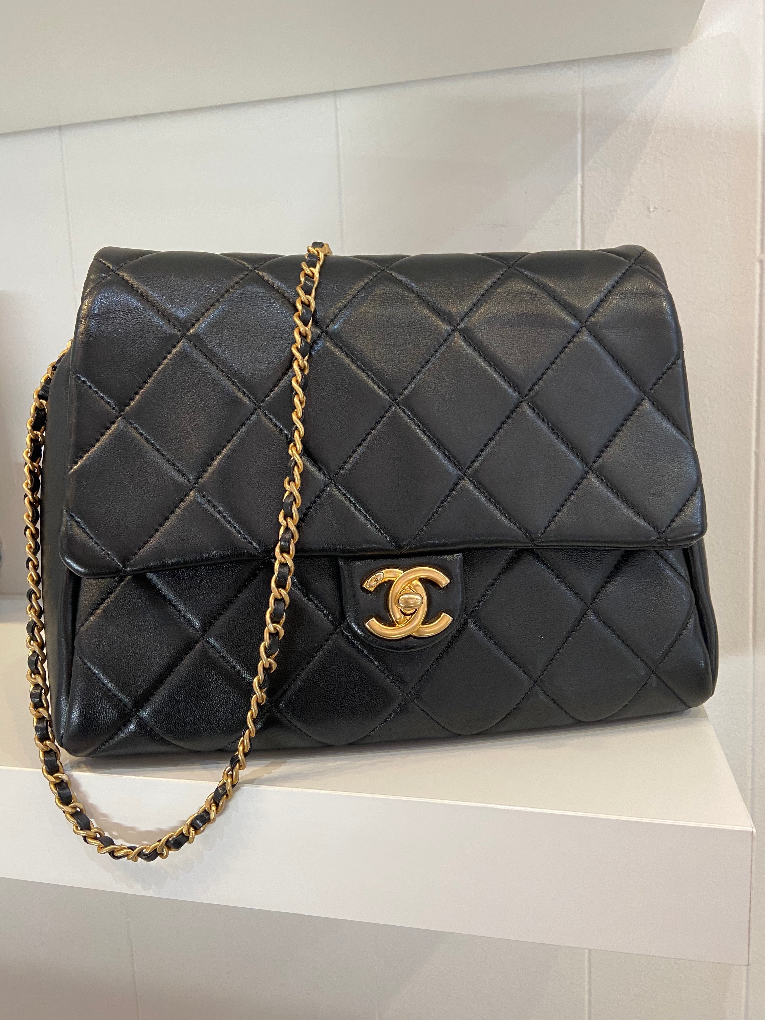 CHL -  QUILTED LAMBSKIN FLAP BAG