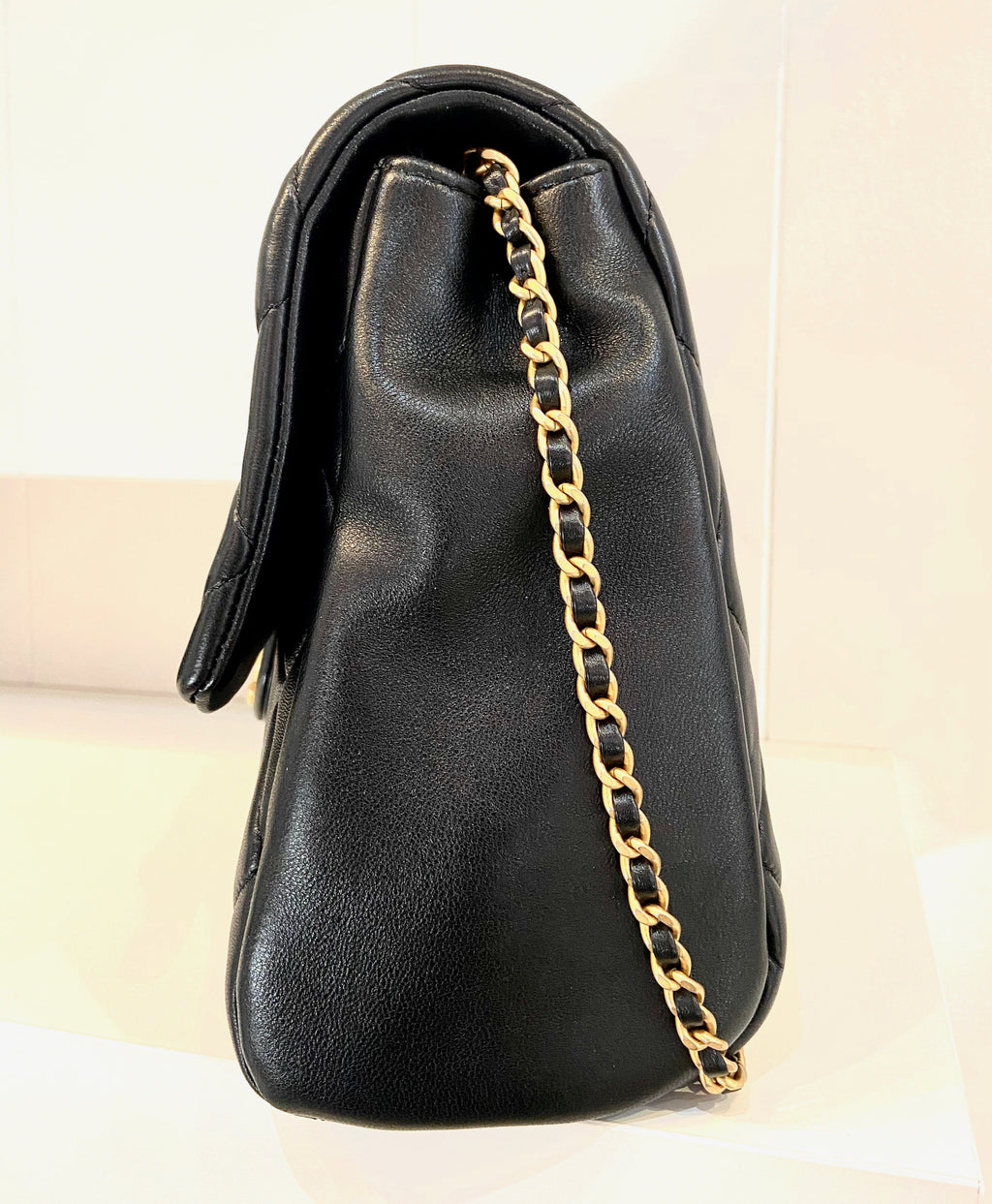 CHL -  QUILTED LAMBSKIN FLAP BAG