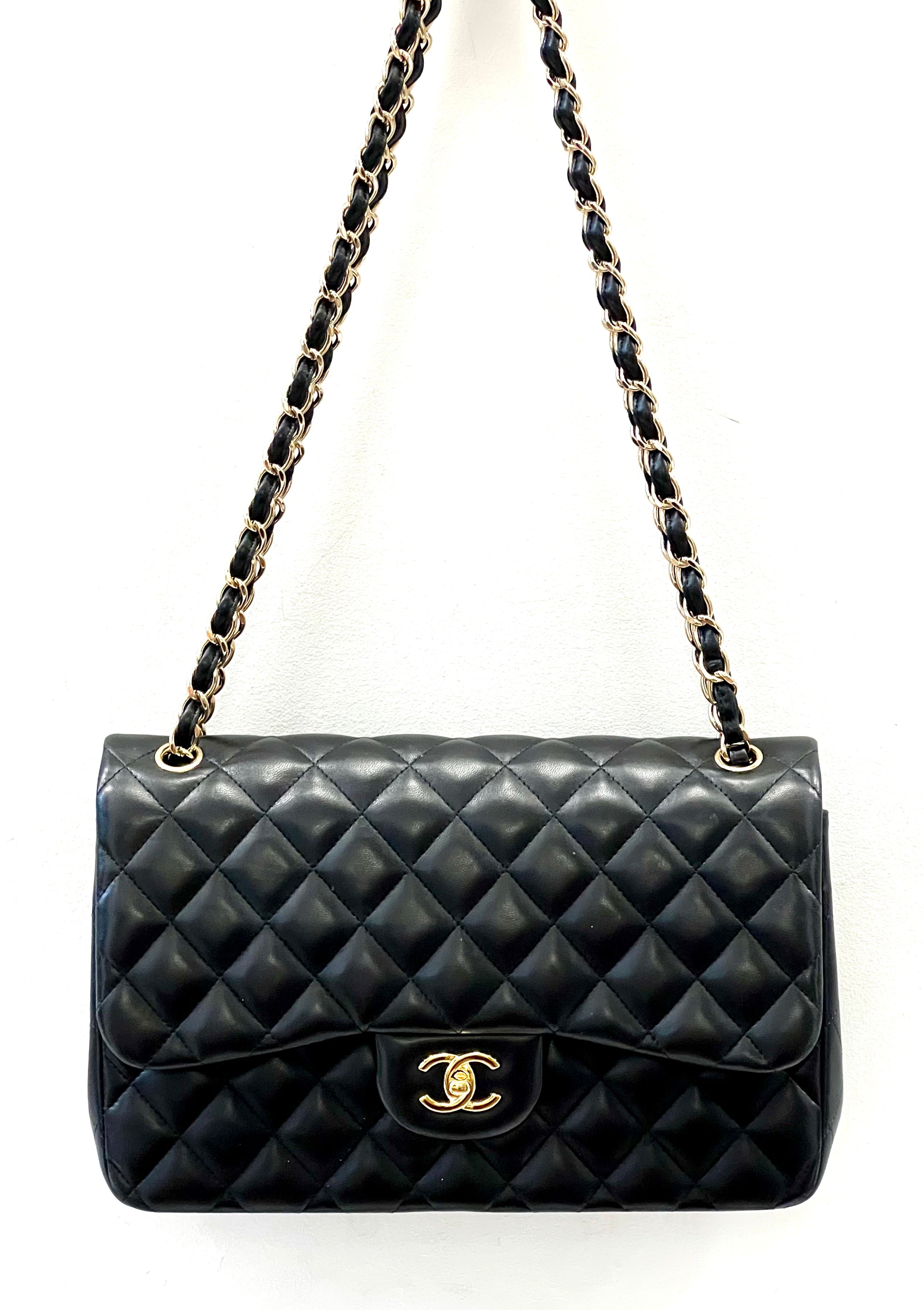 CHL -  QUILTED LAMBSKIN DOUBLE FLAP JUMBO BAG