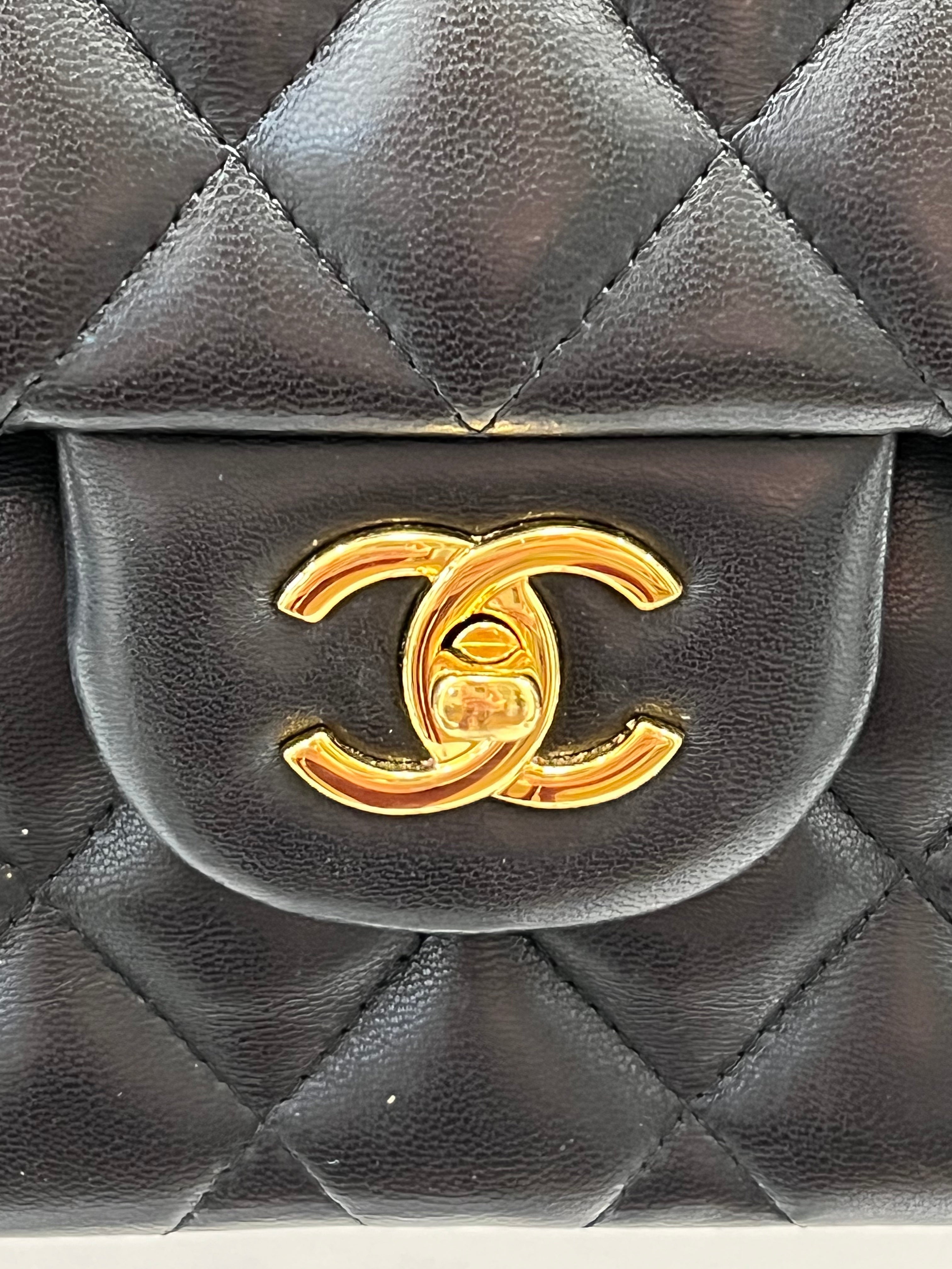 CHL -  QUILTED LAMBSKIN DOUBLE FLAP JUMBO BAG