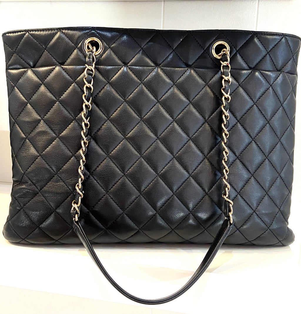 CHL -  QUILTED CALFSKIN TIMELESS TOTE BAG