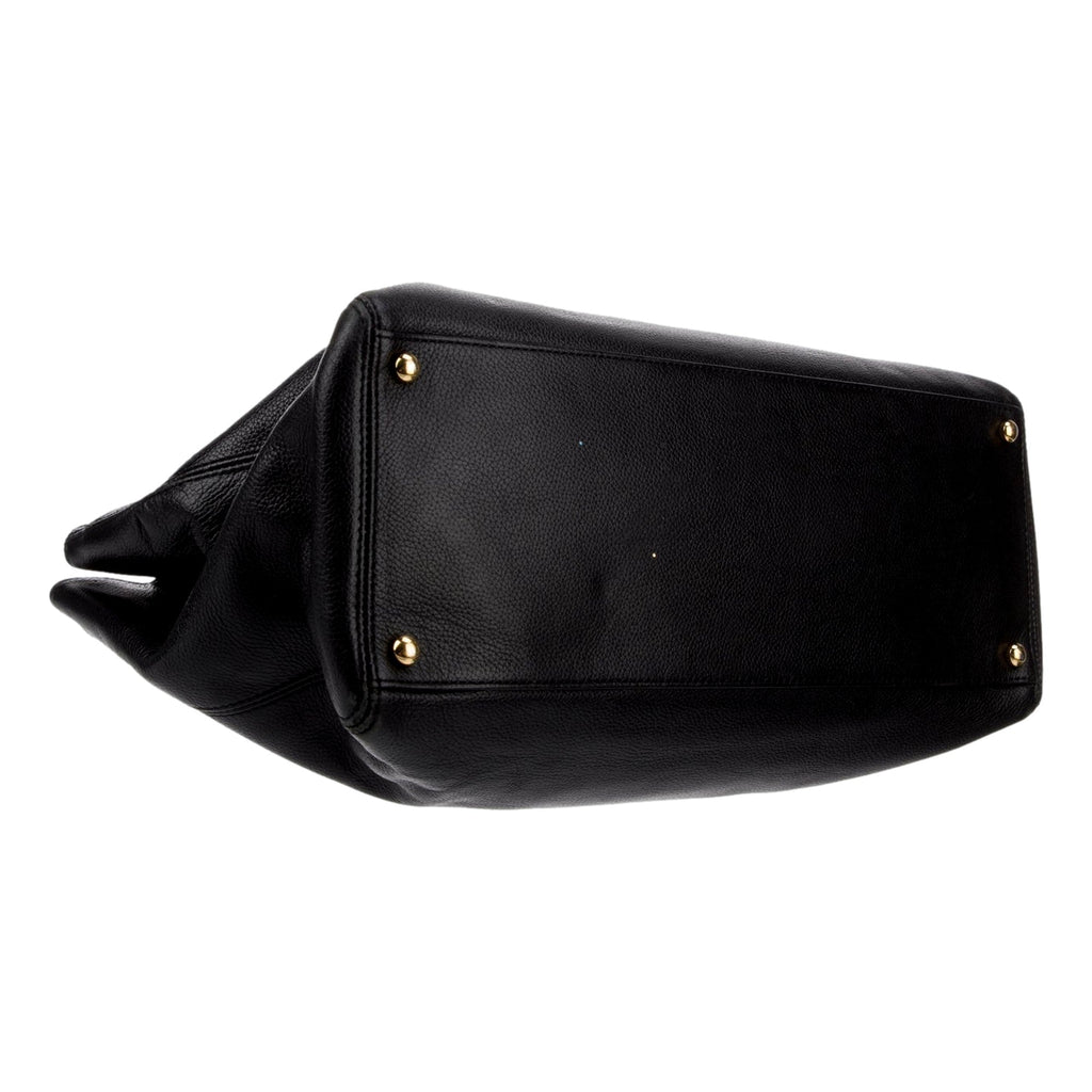 CHNL -  Executive Cerf Tote Black Leather Medium