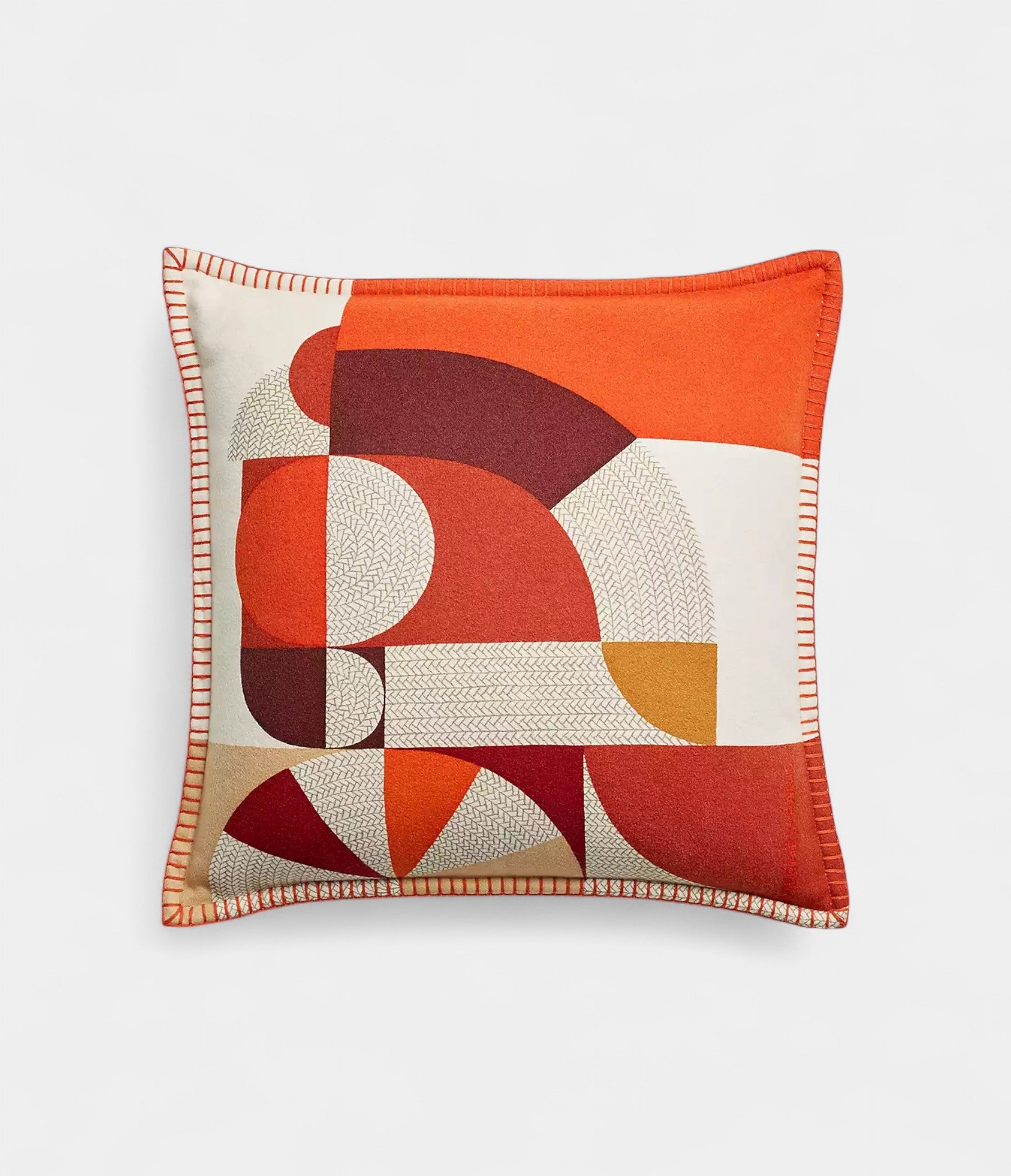 Cheval Natte Pillow A Fusion of Equestrian Heritage and Contemporary Design