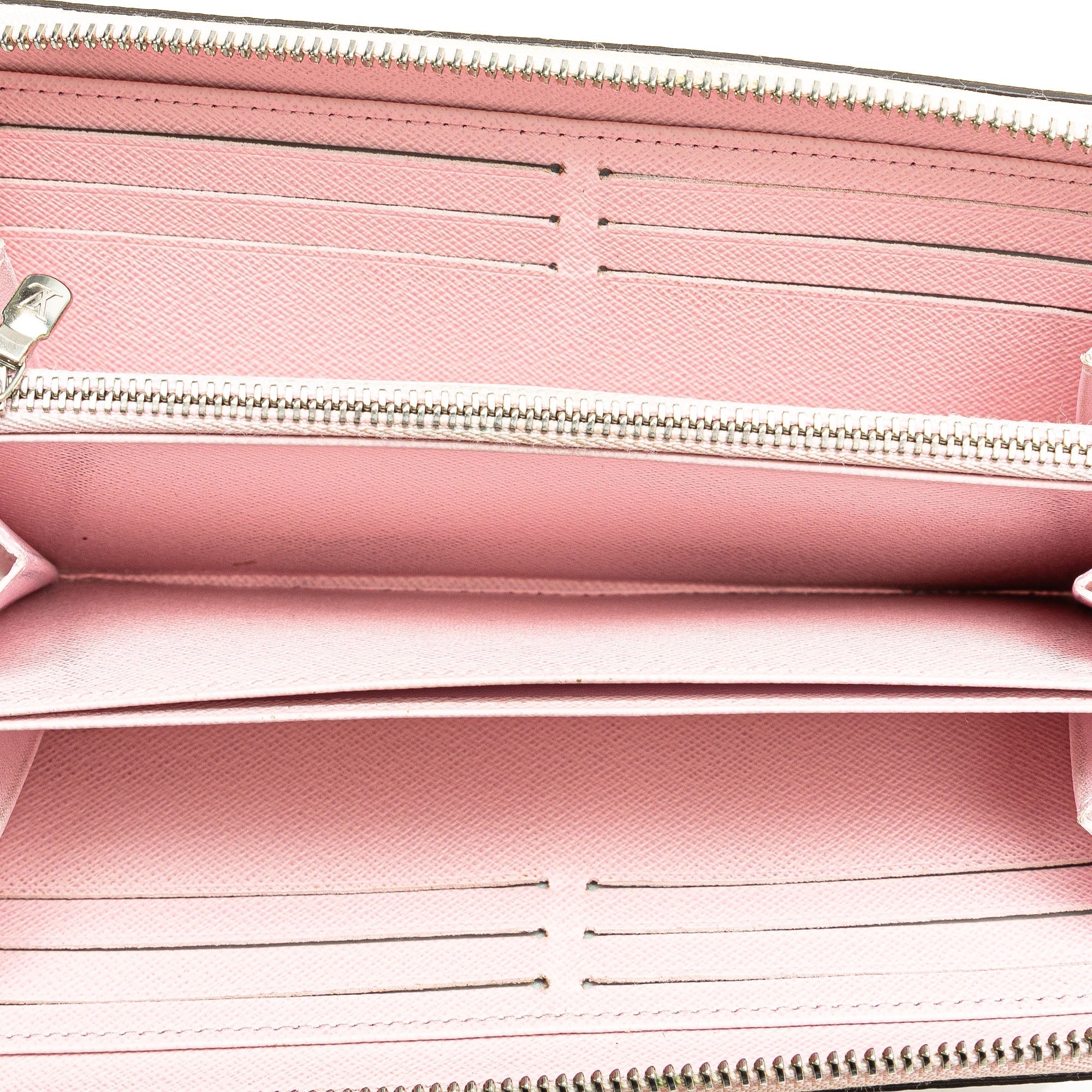 LO-LV bags 4880