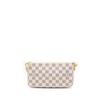 Pochette Accessories