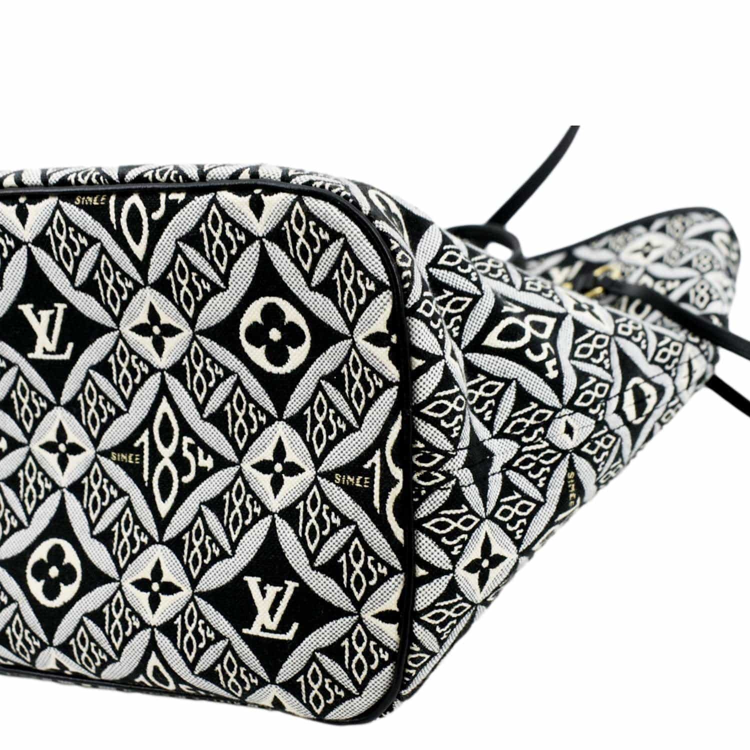 LO-LV bags 10998