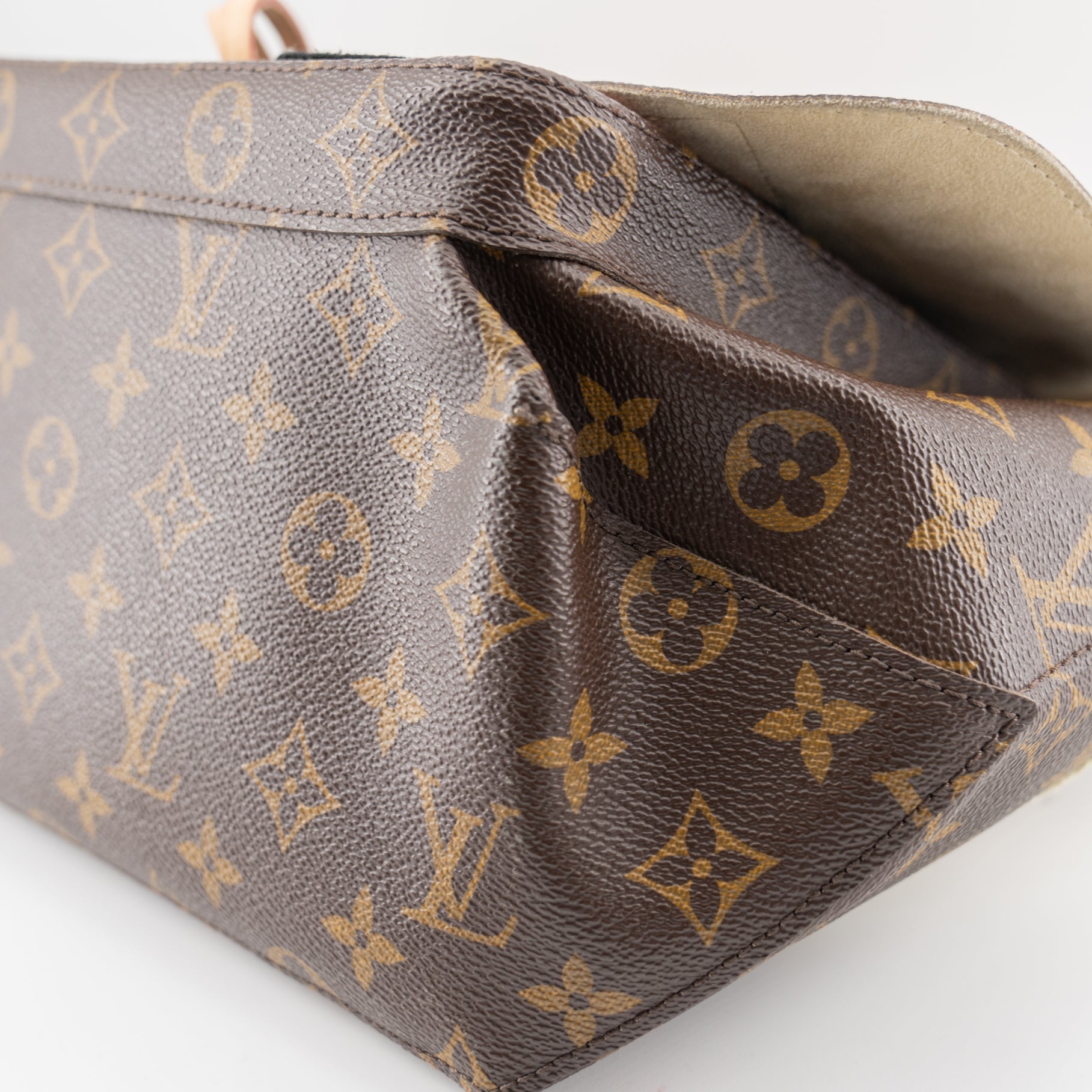 LO-LV bags 7239