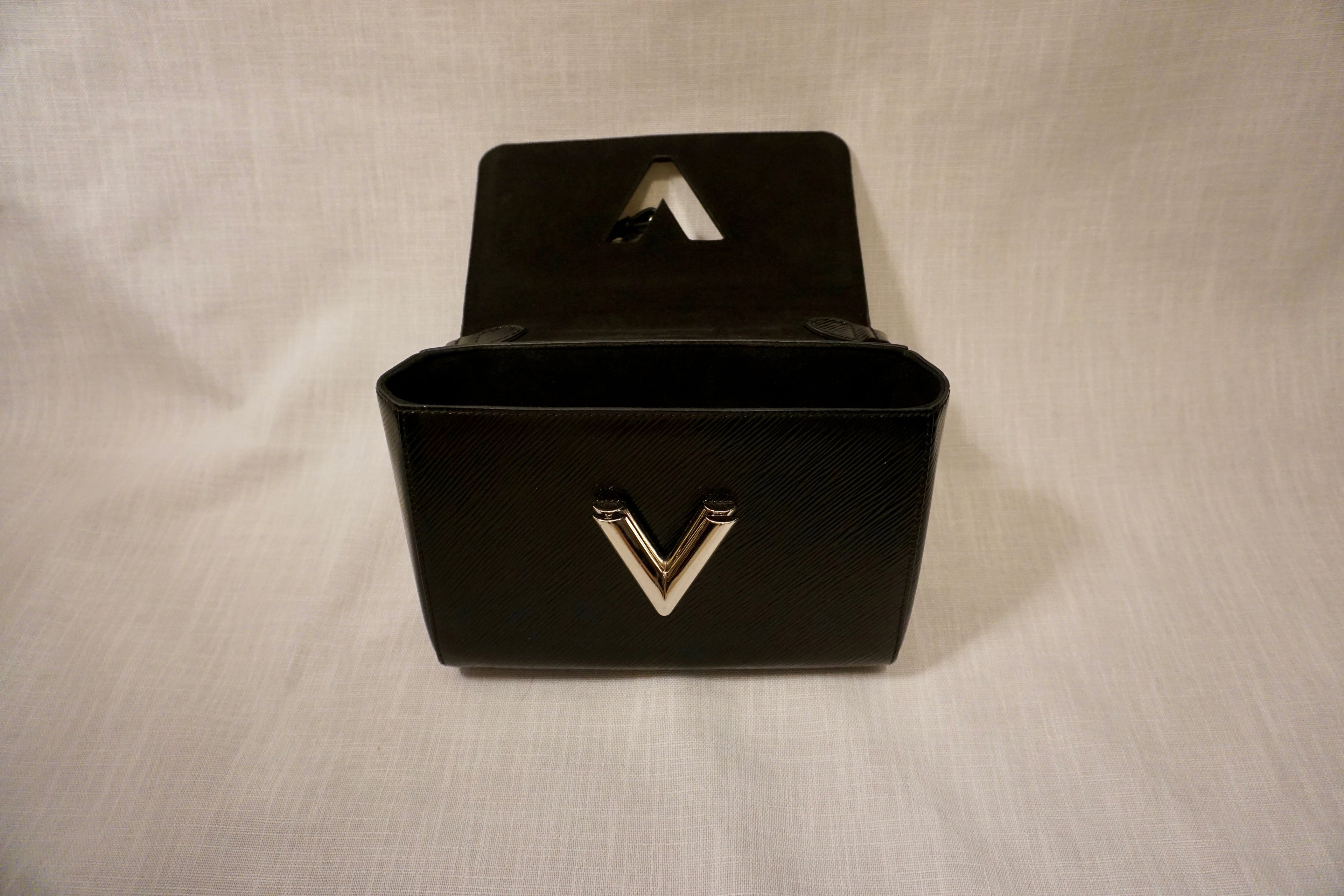 LO-LV bags 2563