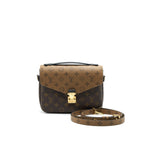Pochette Metis