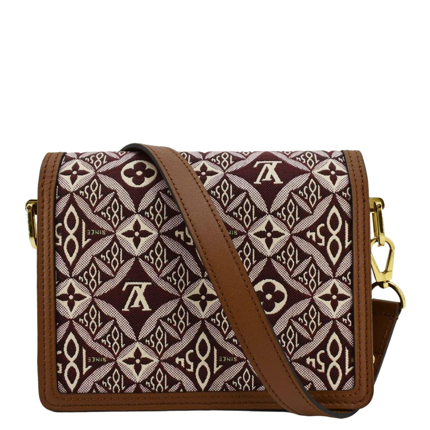 LO-LV bags 2066