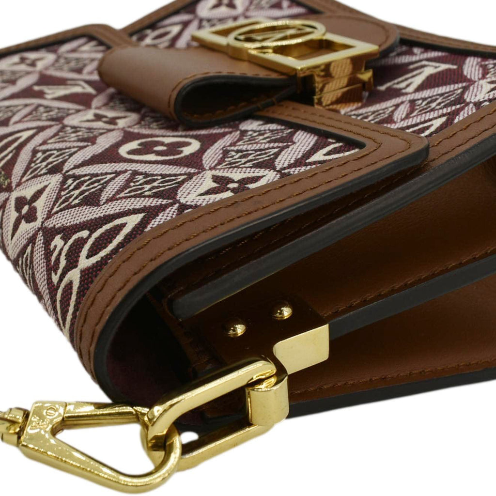 LO-LV bags 2066