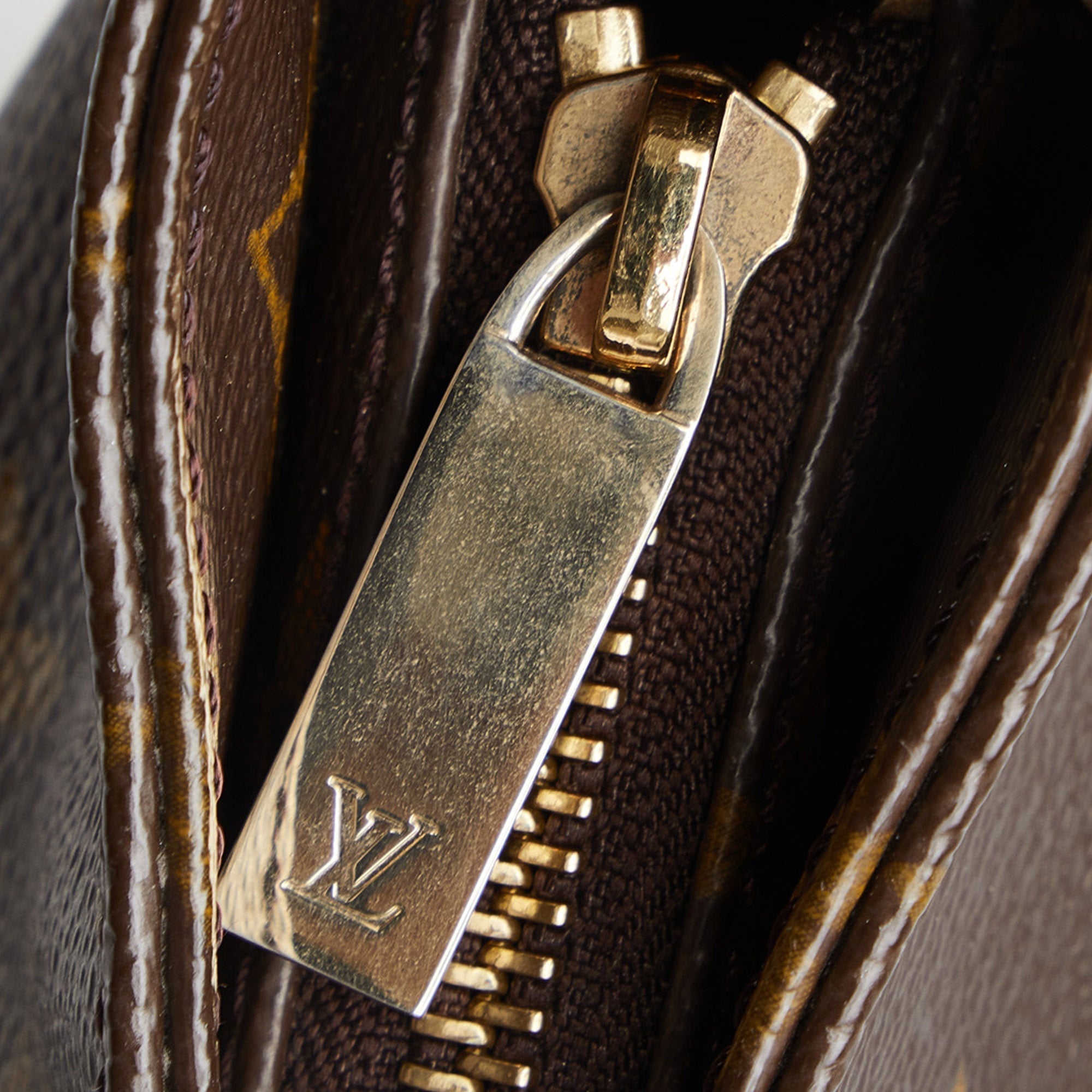 LO-LV bags 3700
