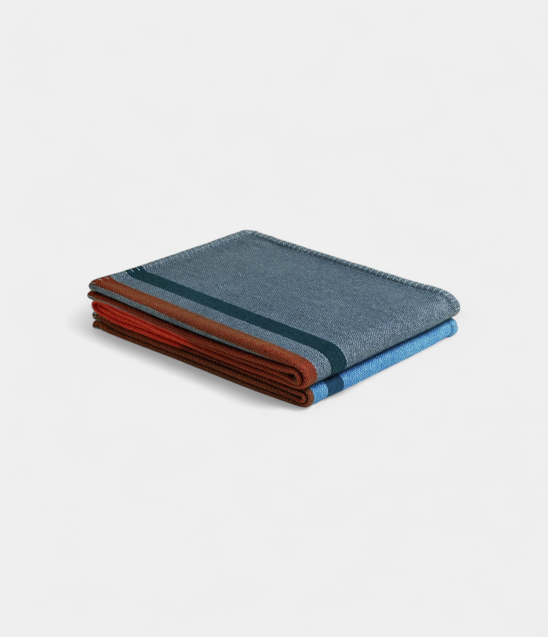 Dye Sangle Blanket A Masterpiece of Artisanal Craftsmanship
