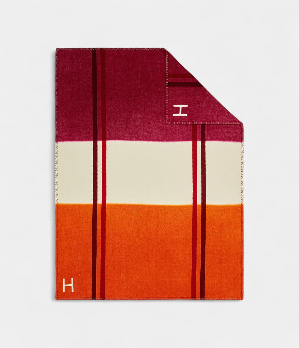 Dye Sangle Blanket A Masterpiece of Artisanal Craftsmanship
