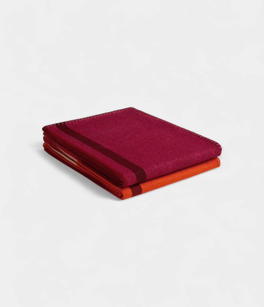 Dye Sangle Blanket A Masterpiece of Artisanal Craftsmanship