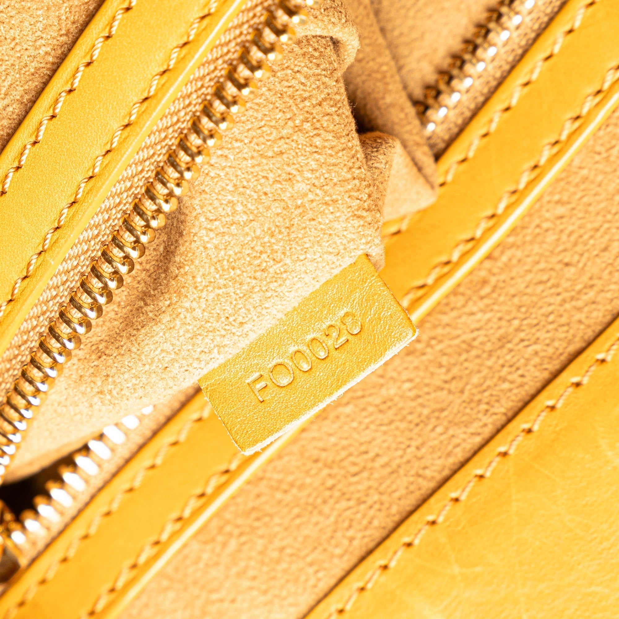 LO-LV bags 4890
