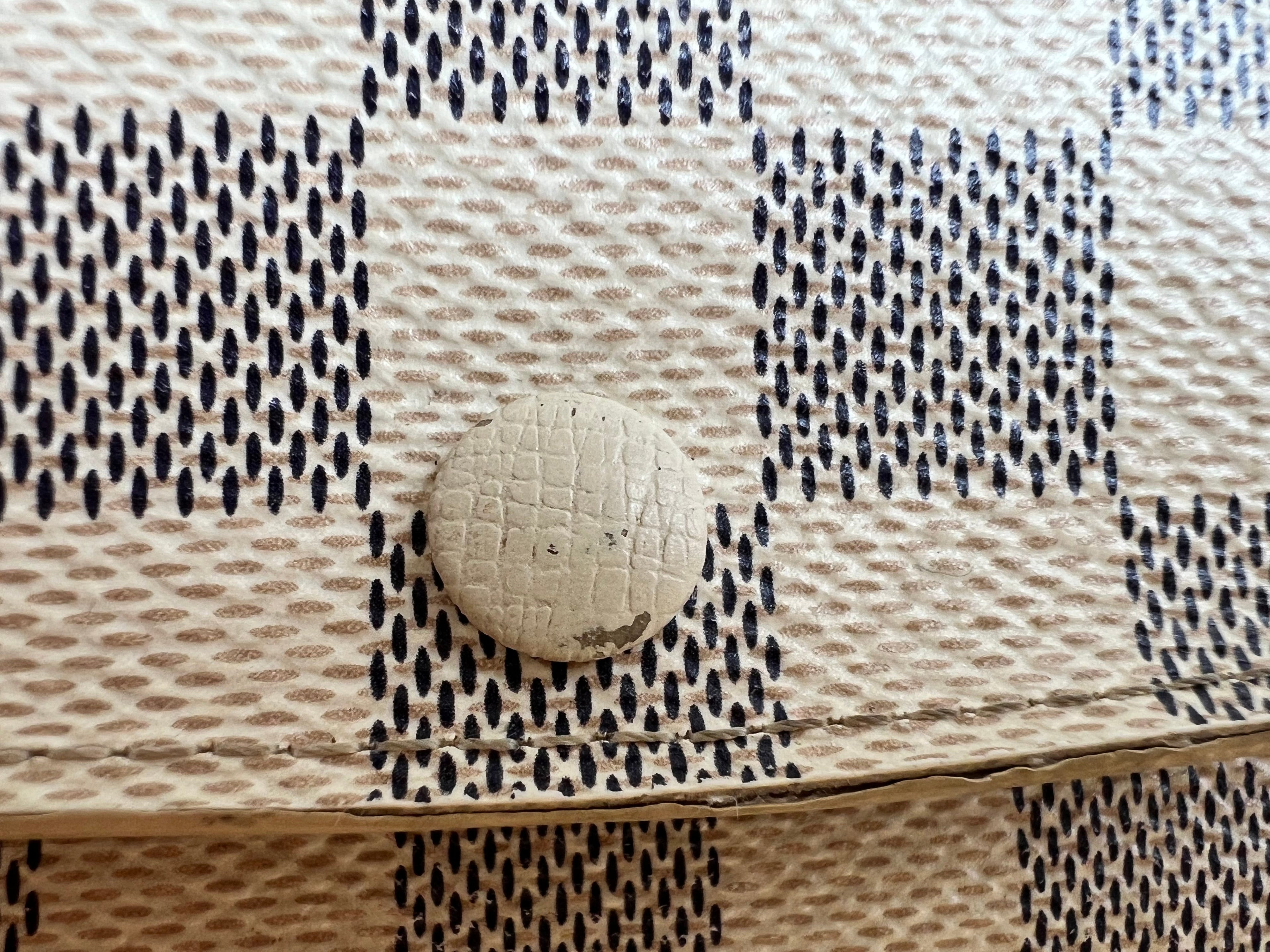 Emilie Wallet