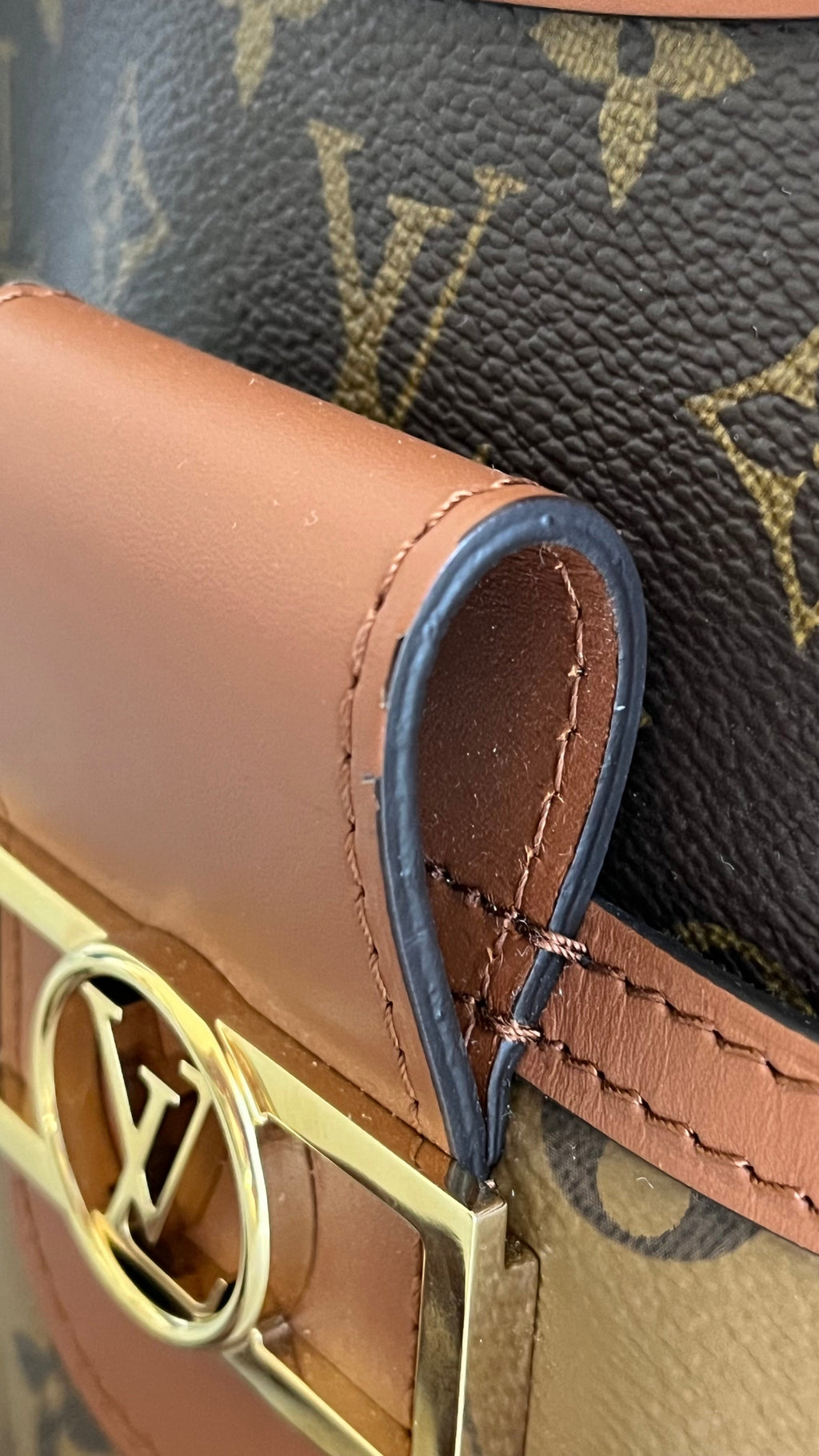 LO-LV bags 2065