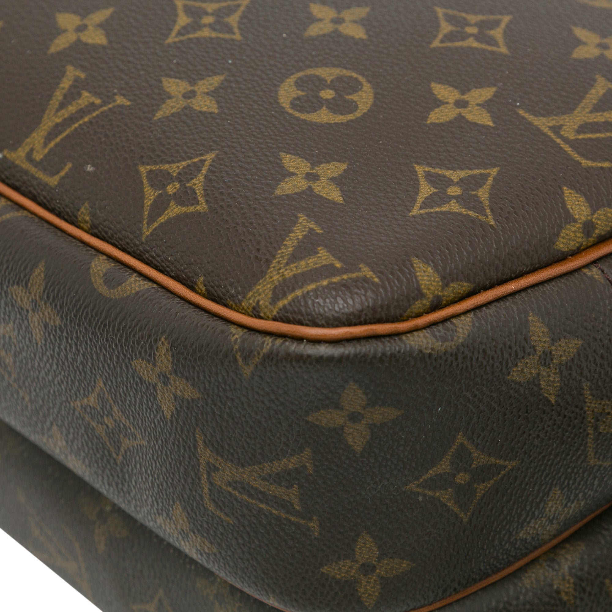 LO-LV bags 4289