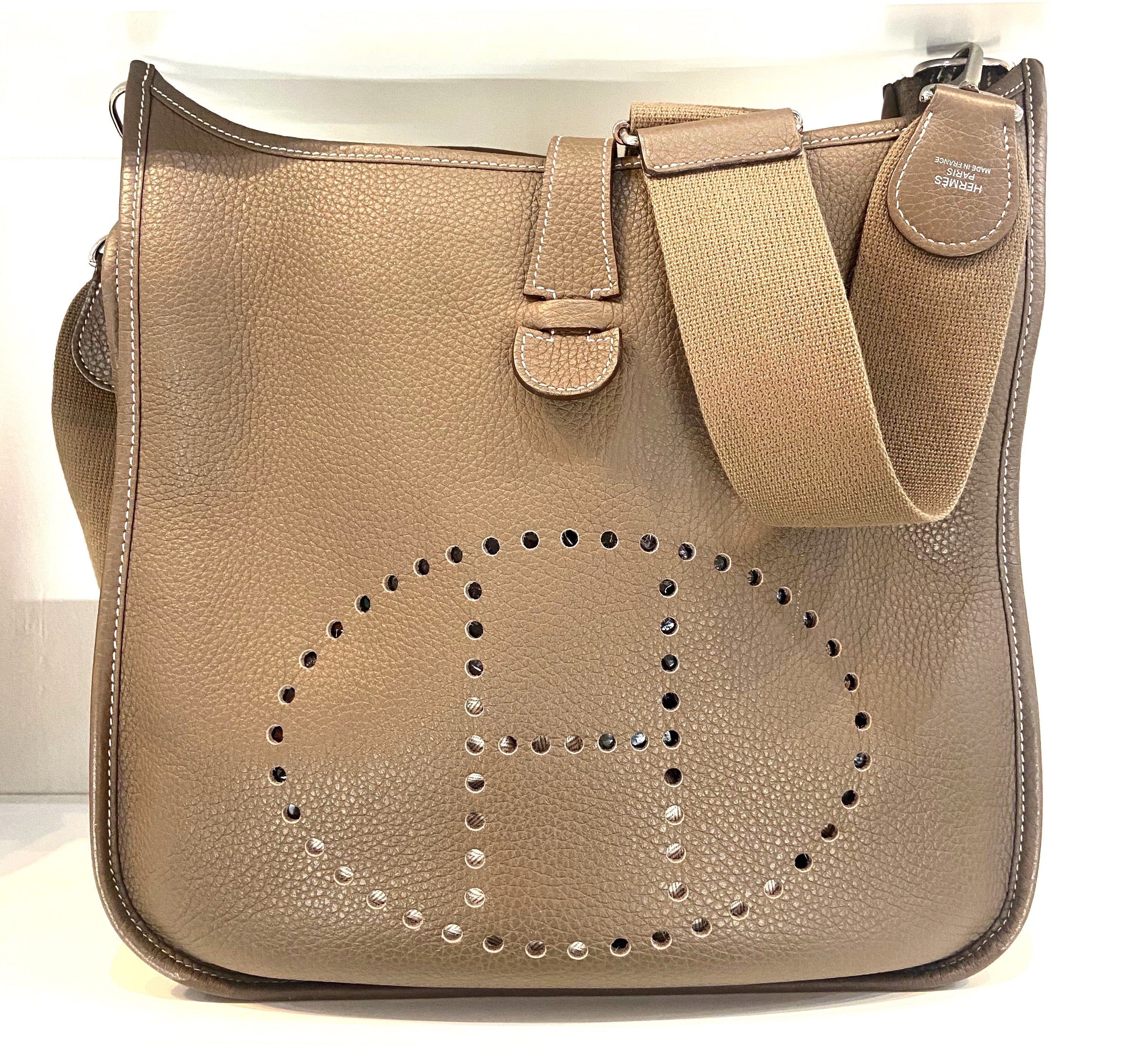 HRMS - EVELYNE III CLEMENCE SHOULDER BAG