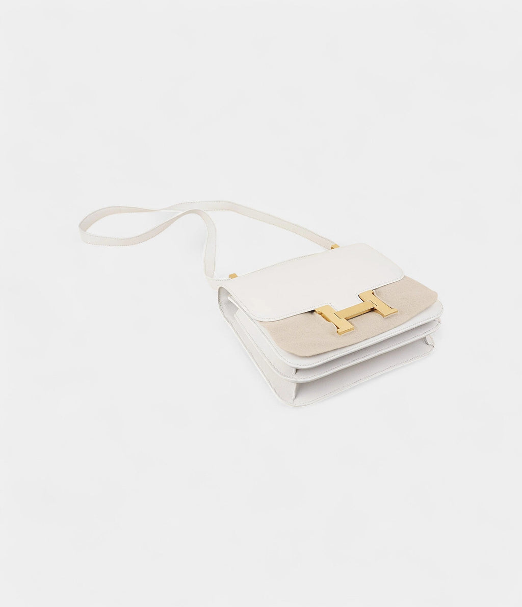 HERMÈS Constance 24 Shoulder Bag