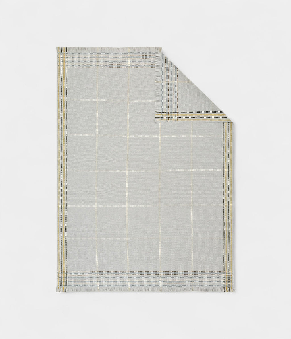 H Navette Blanket A Fusion of Luxury and Artisanal Craftsmanship