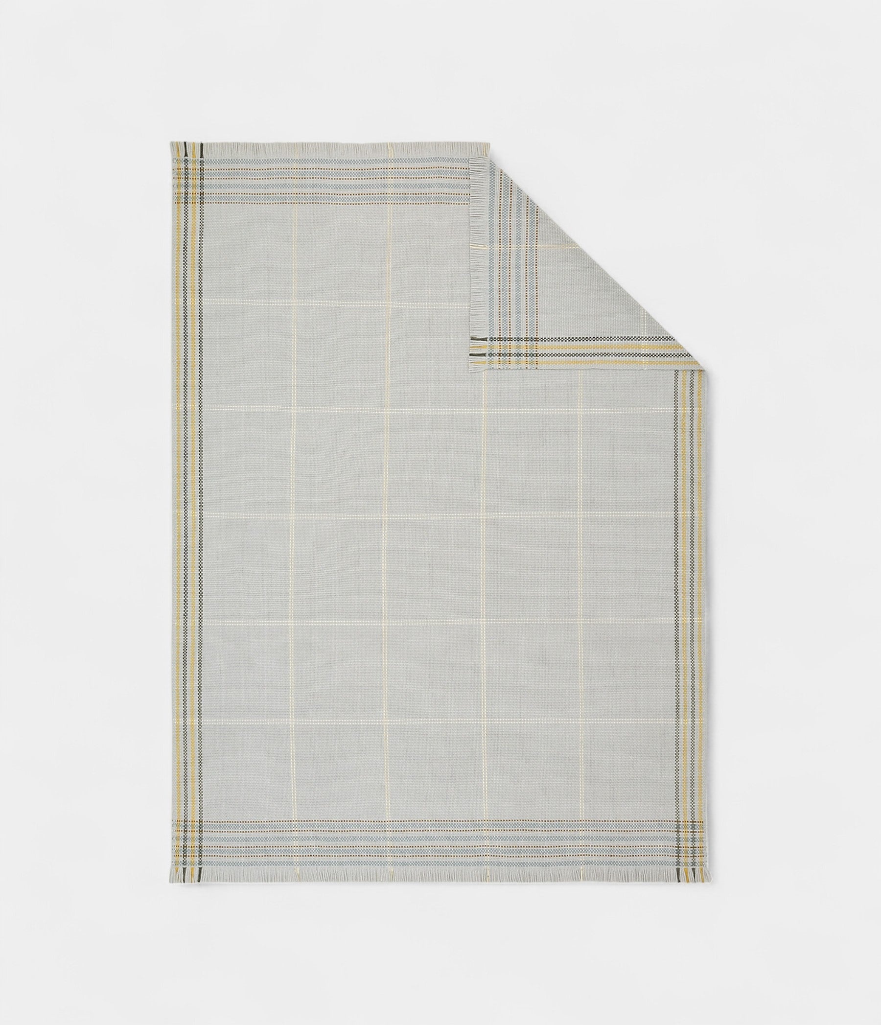 H Navette Blanket A Fusion of Luxury and Artisanal Craftsmanship