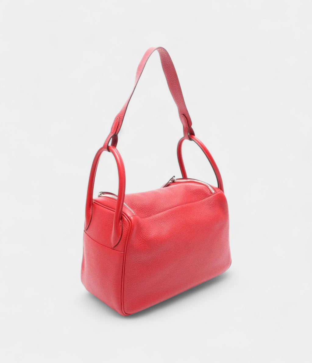 HM2017 Lindy 30 Bright Red Shoulder Bag