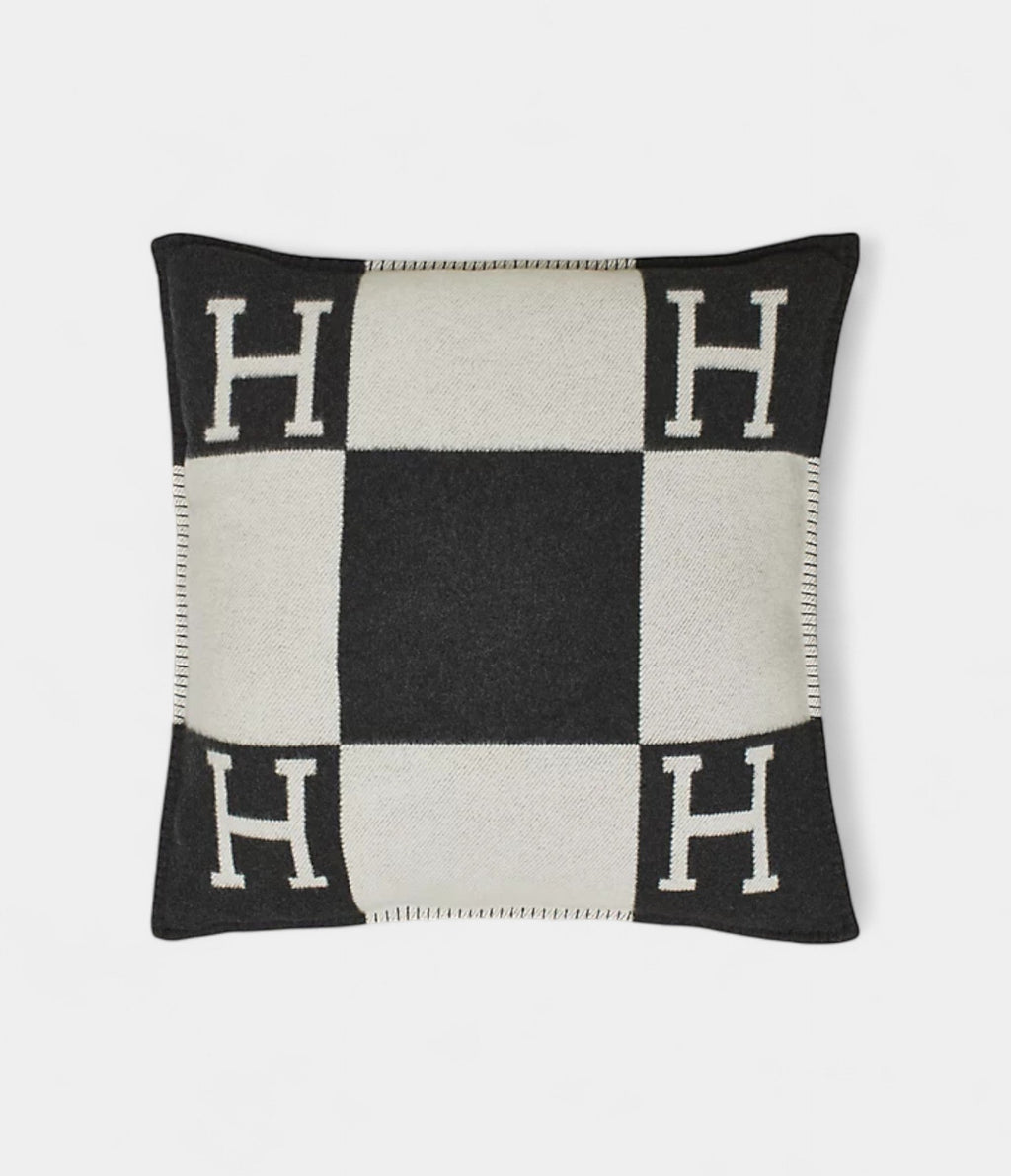 HMAvalon Large Model Wool & Cashmere Pillow