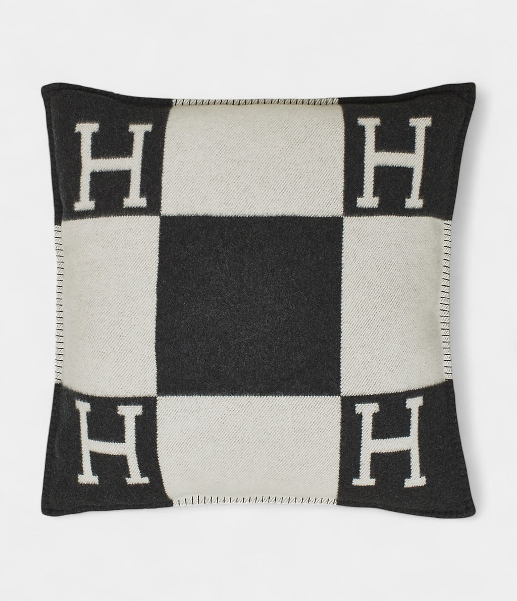 HMAvalon Pillow, Large Model Iconic Elegance in Wool and Cashmere