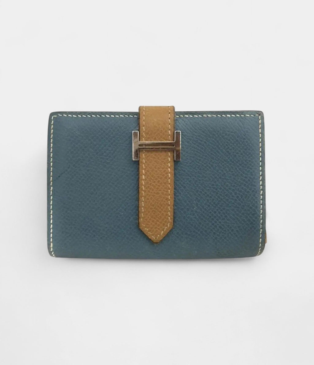 HMBéarn Leather Wallet Classic Elegance in a Slim Silhouette