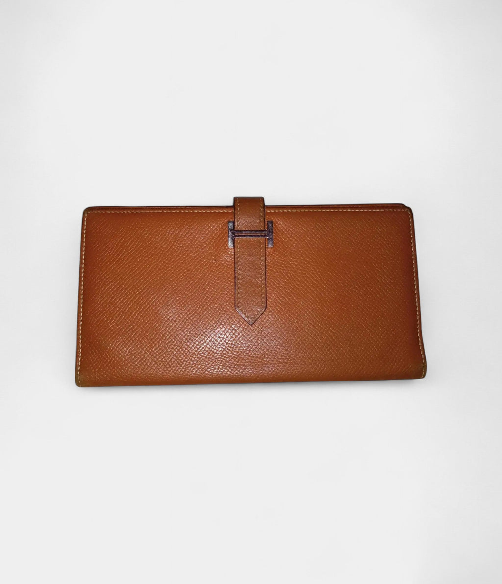 HMBéarn Leather Wallet In Brown Classic Elegance And Functionality
