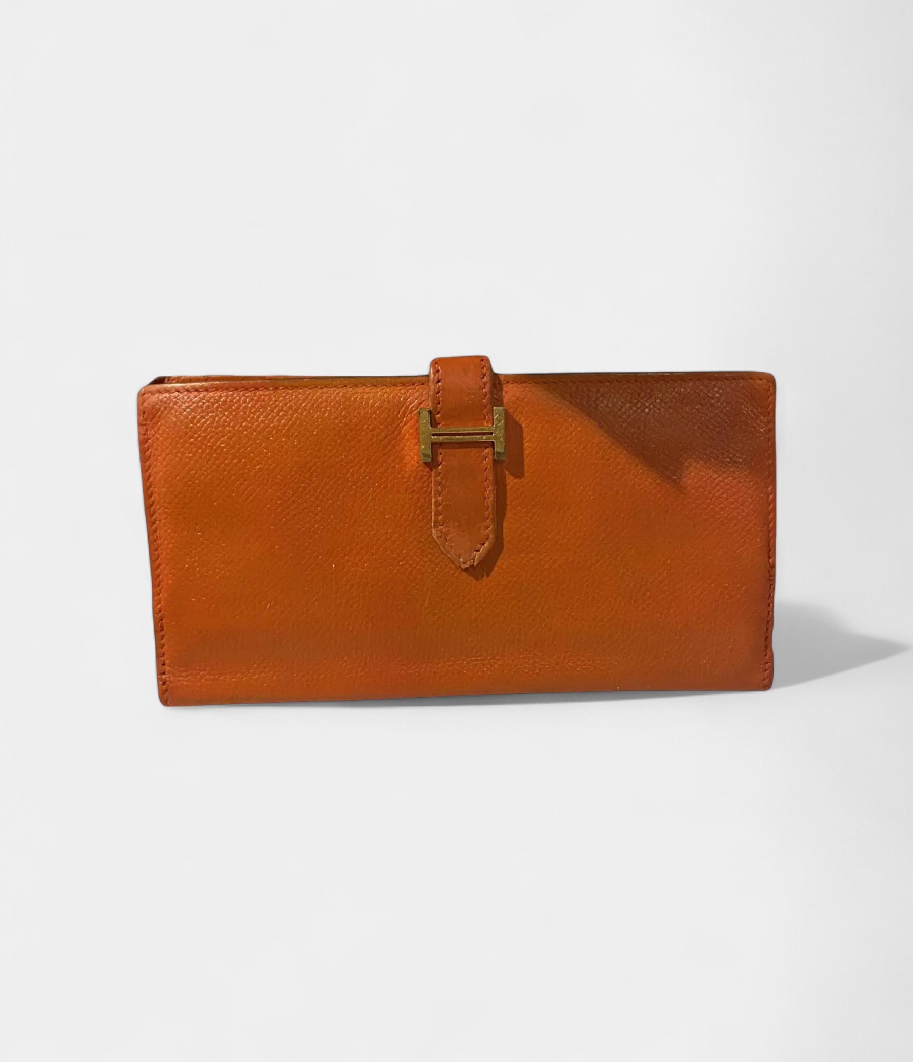 HMBéarn Leather Wallet In Orange Blend Of Elegance And Functionality