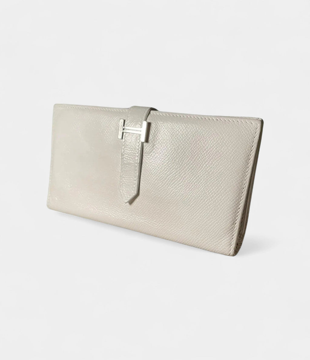HMBéarn Leather Wallet In White Timeless Statement Of Elegance