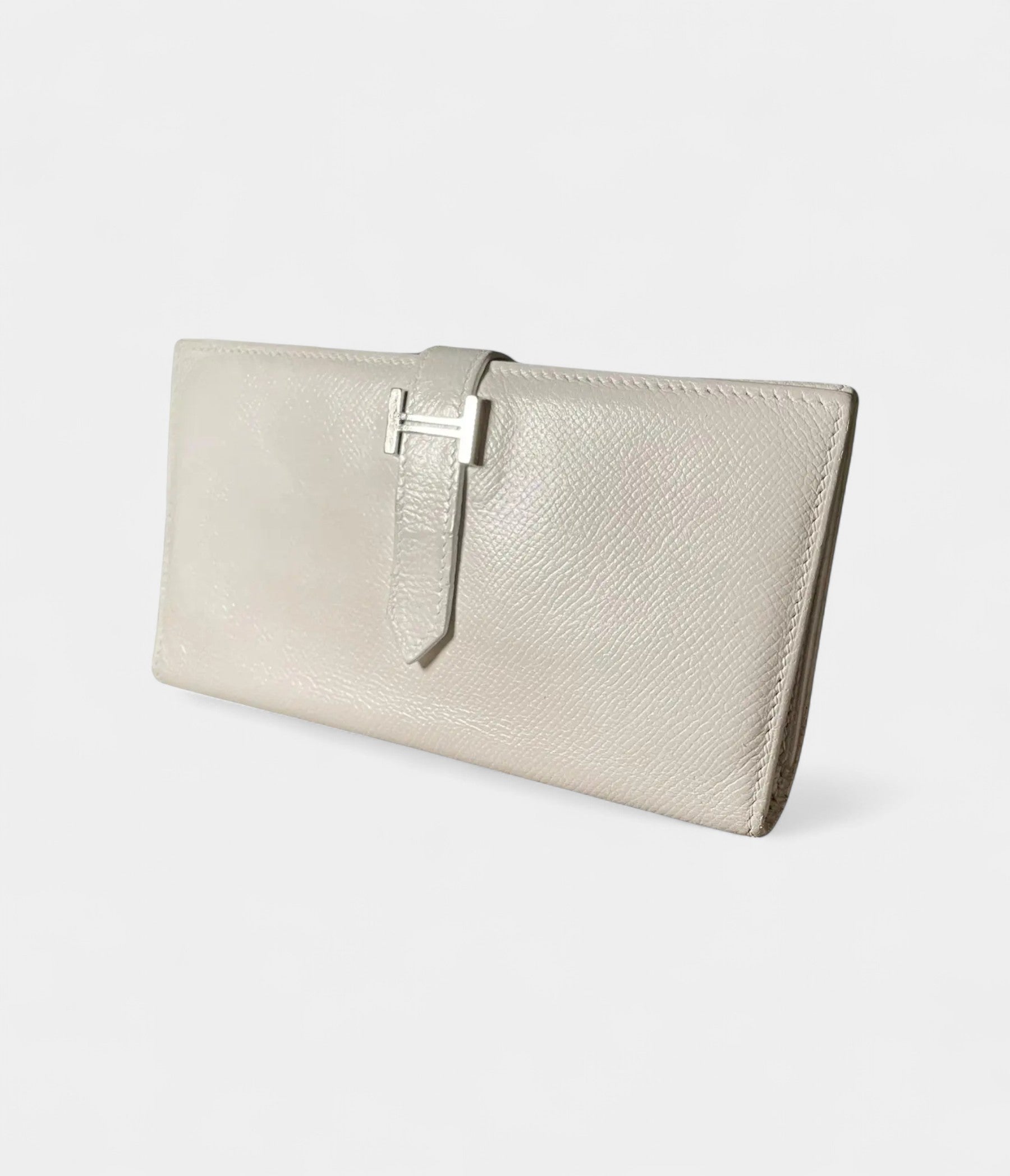 HMBéarn Leather Wallet In White Timeless Statement Of Elegance