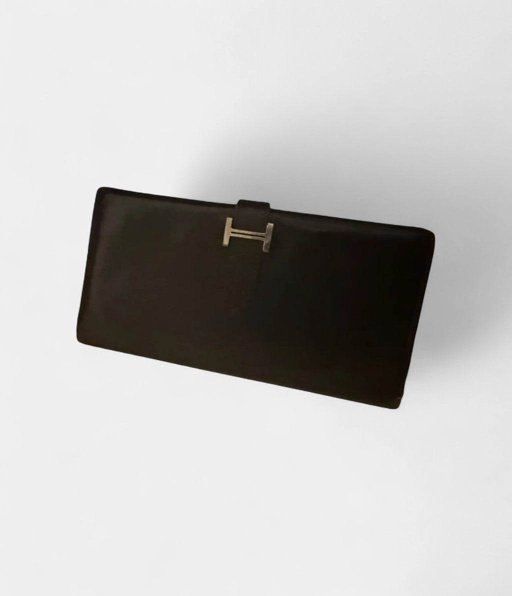 HMBéarn Leather Wallet in Black Classic Elegance Perfected