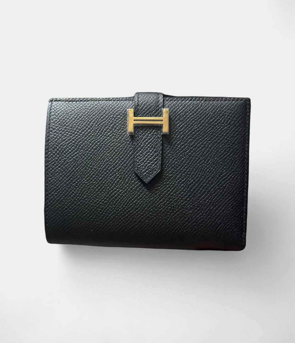 HMBéarn Leather Wallet in Black Timeless Luxury Sleek Silhouette